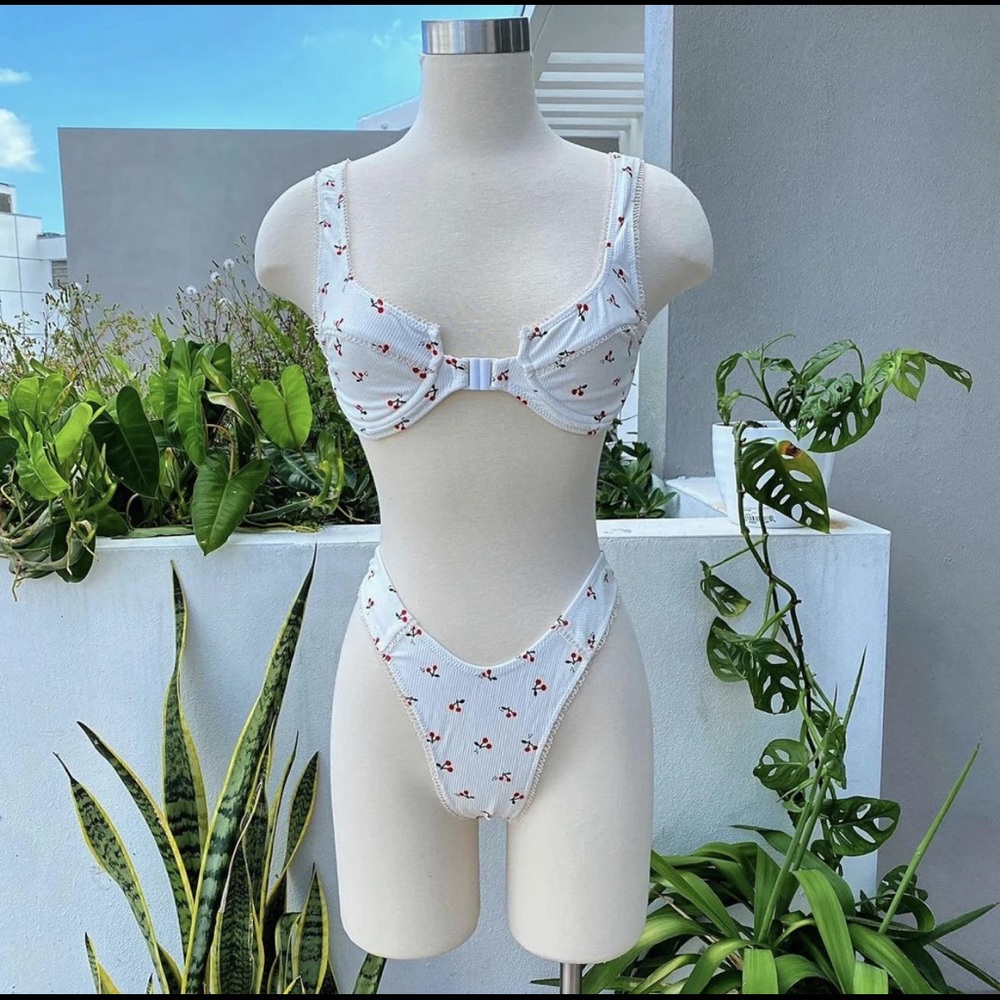KIKI THE BRAND Cherry Bomb set